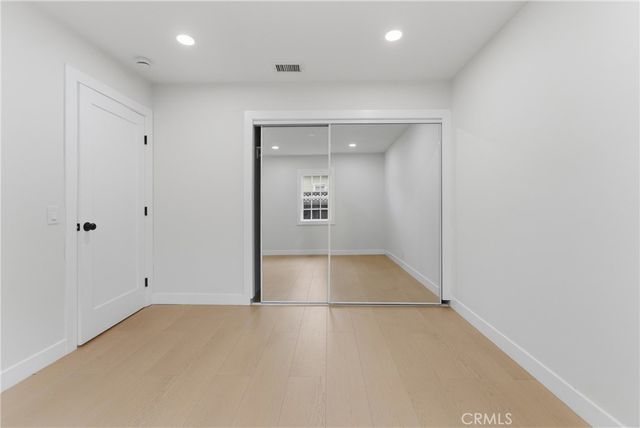 2010 Golden, Long Beach, CA 90806