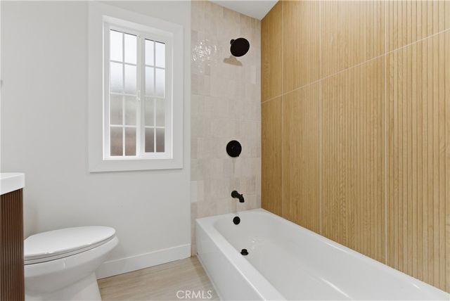 2010 Golden, Long Beach, CA 90806