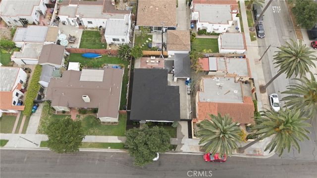2010 Golden, Long Beach, CA 90806
