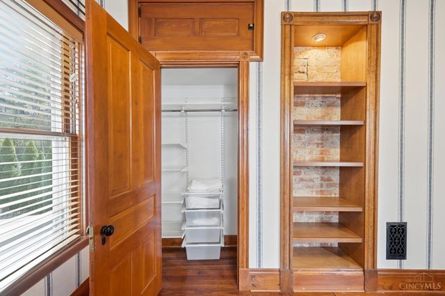 3616 Woodbridge Place, Cincinnati, OH 45226