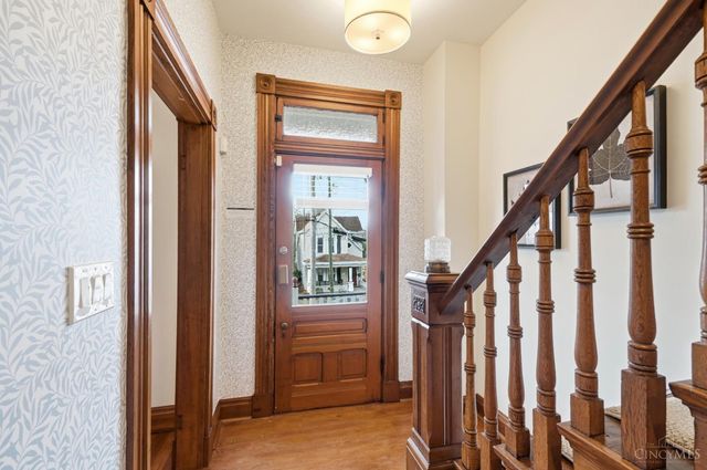 3616 Woodbridge Place, Cincinnati, OH 45226