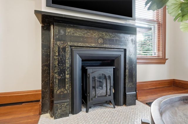 3616 Woodbridge Place, Cincinnati, OH 45226