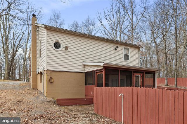 515 GLOYD LN, Great Cacapon, WV 25422