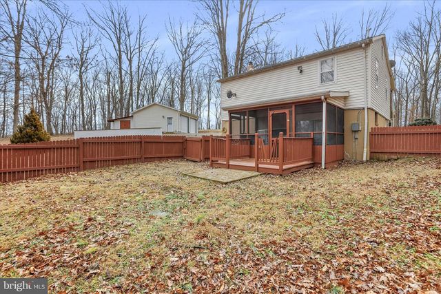 515 GLOYD LN, Great Cacapon, WV 25422