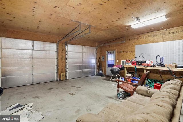 515 GLOYD LN, Great Cacapon, WV 25422