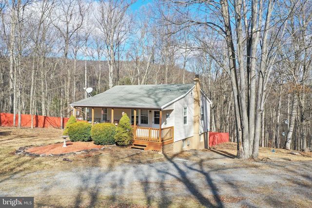 515 GLOYD LN, Great Cacapon, WV 25422