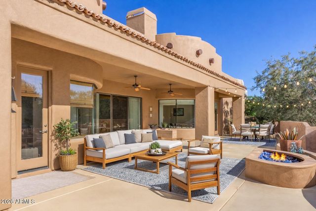 7417 E SUGARLOAF Street, Mesa, AZ 85207