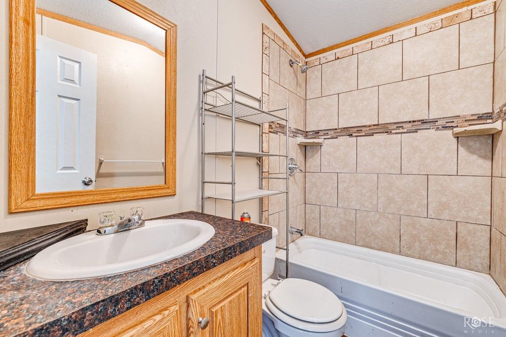 Image 15 of property listing at 10290 Cottontail Lane, San Angelo, TX 76903