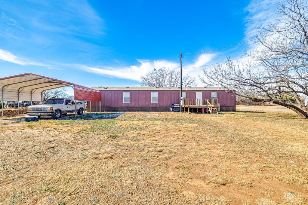 Image 19 of property listing at 10290 Cottontail Lane, San Angelo, TX 76903