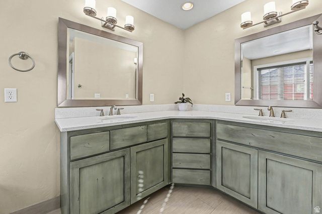 10734 S INDIGO SKY WAY, South Jordan, UT 84009