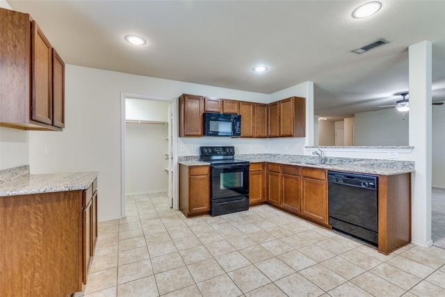 16333 Severn Lane, Fort Worth, TX 76247