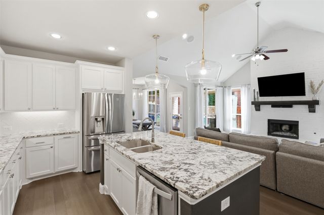 1520 Cherry Blossom Lane, Celina, TX 75078