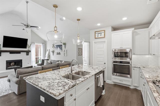 1520 Cherry Blossom Lane, Celina, TX 75078