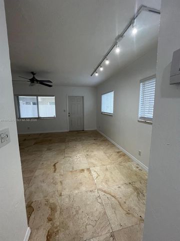 1856 NE 46th St F4, Fort Lauderdale, FL 33308