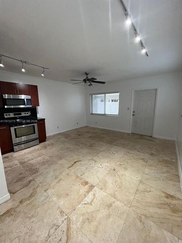 1856 NE 46th St F4, Fort Lauderdale, FL 33308