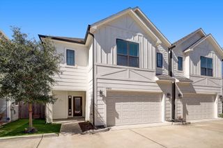 5905 Petty Street D, Houston, TX 77007