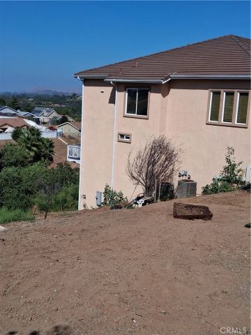 14320 Four Winds, Riverside, CA 92503