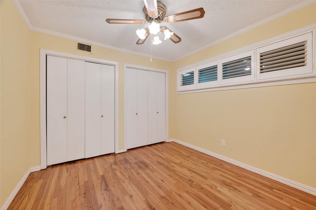 909 Silber Road 16C, Houston, TX 77024