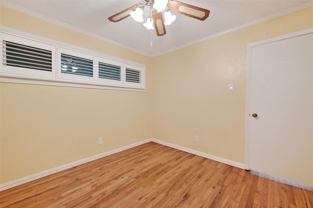 909 Silber Road 16C, Houston, TX 77024