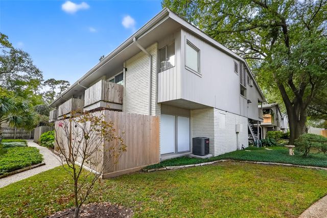 909 Silber Road 16C, Houston, TX 77024