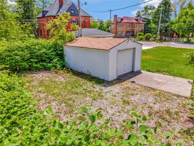 216 Holbrook Street, Detroit, MI 48202