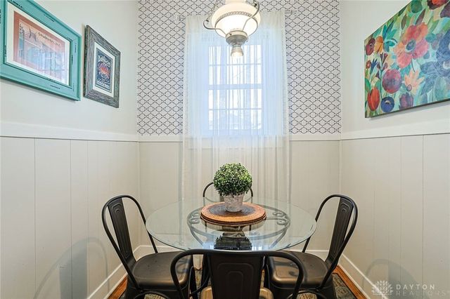 409 Corona Avenue, Oakwood, OH 45419