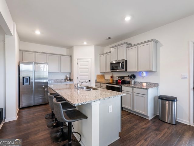 141 Gaston Court, Hoschton, GA 30548