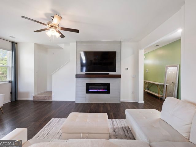 141 Gaston Court, Hoschton, GA 30548