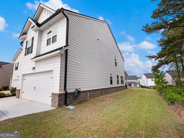 141 Gaston Court, Hoschton, GA 30548