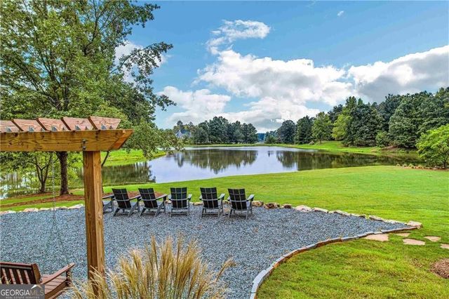 141 Gaston Court, Hoschton, GA 30548