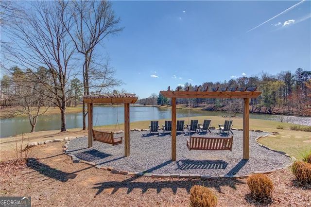 141 Gaston Court, Hoschton, GA 30548