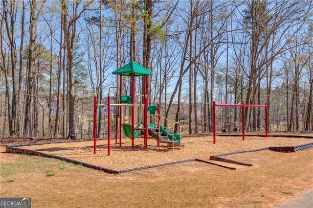 141 Gaston Court, Hoschton, GA 30548