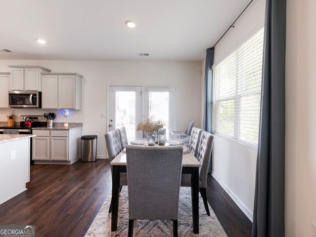 141 Gaston Court, Hoschton, GA 30548