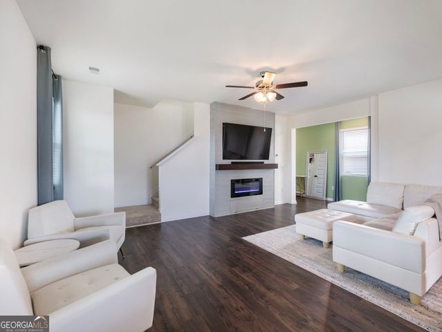 141 Gaston Court, Hoschton, GA 30548