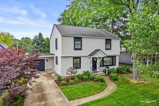219 Jefferson Street, Geneva, IL 60134