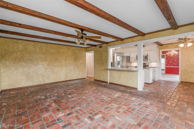 520 Northpark Drive, Bossier City, LA 71111