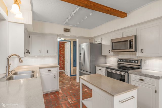 520 Northpark Drive, Bossier City, LA 71111