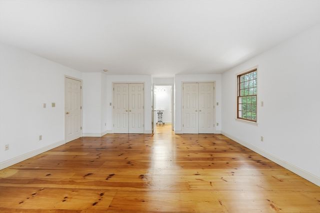 107 Henry St, Uxbridge, MA 01569