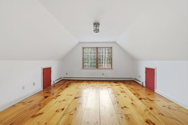 107 Henry St, Uxbridge, MA 01569