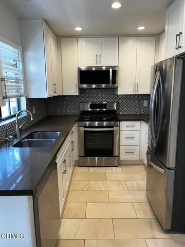 1122 Campbell Street 3, Glendale, CA 91207