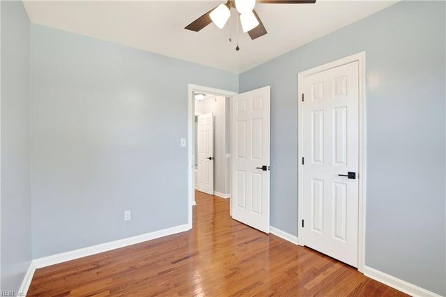 25 Berkley DR, Hampton, VA 23663