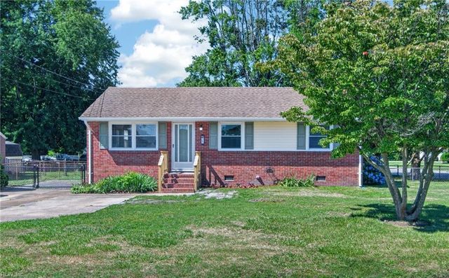25 Berkley DR, Hampton, VA 23663
