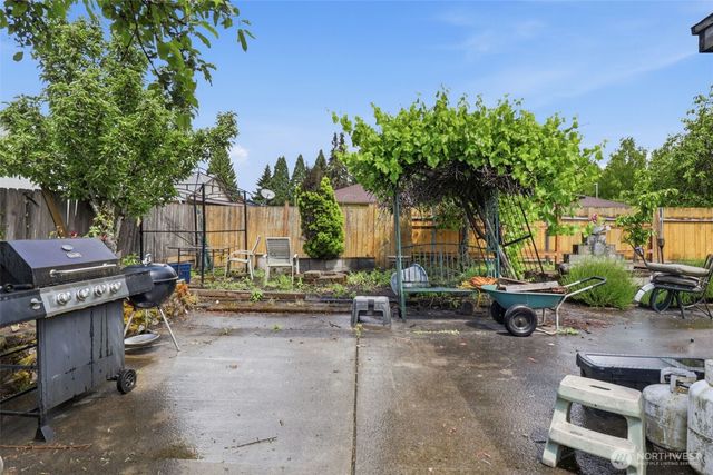 5608 NE 38th Street, Vancouver, WA 98661