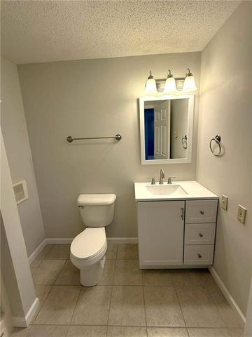 822 W EDWARDS Street, Maryville, MO 64468