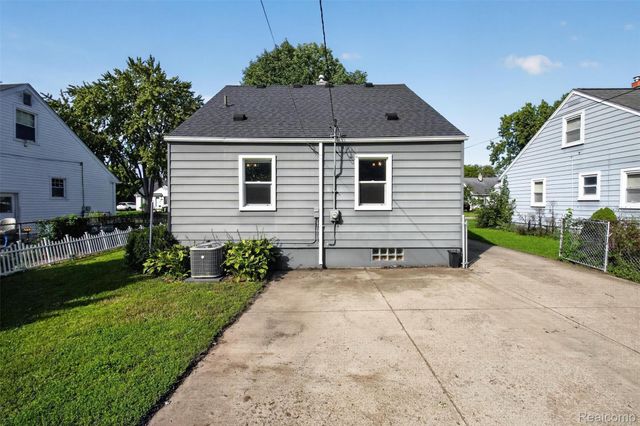 1830 Tyler Avenue, Berkley, MI 48072