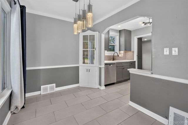 1830 Tyler Avenue, Berkley, MI 48072