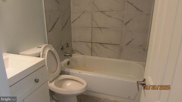 5112 NAVAHOE ST, College Park, MD 20740