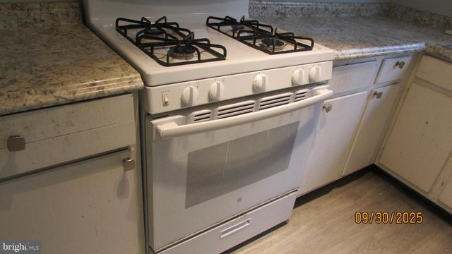 5112 NAVAHOE ST, College Park, MD 20740