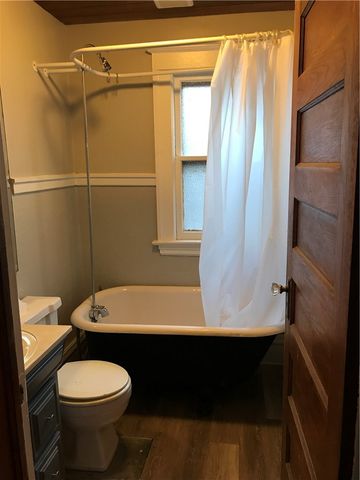 95-97 Caroline Street Down, Rochester, NY 14620