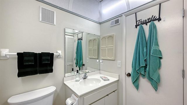 6129 HERITAGE LANE W 6129, Bradenton, FL 34209